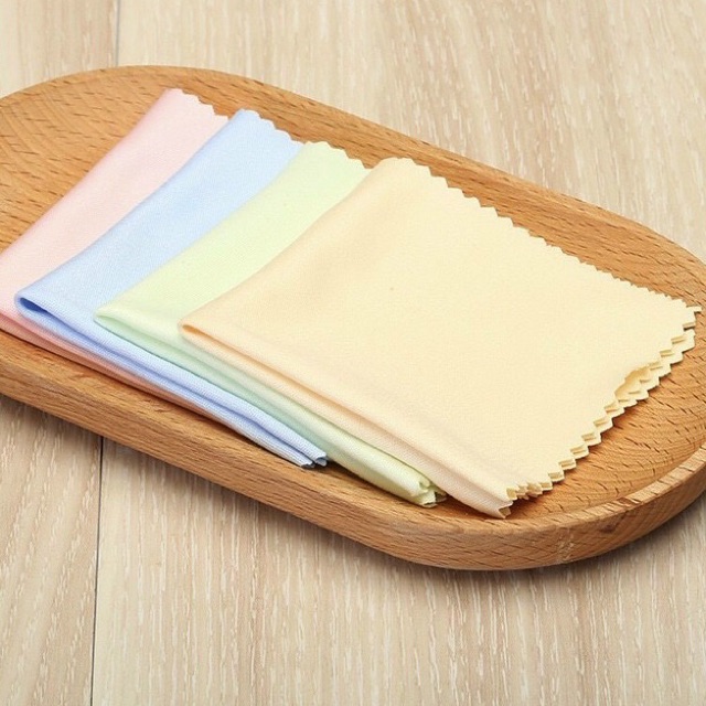 [CHUẨN] 1 CHIẾC KHĂN LAU KÍNH MẮT CHUYÊN DỤNG - LOẠI CAO CẤP, MỀM MỊN MK1061 - GIAO MÀU NGẪU NHIÊN | BigBuy360 - bigbuy360.vn