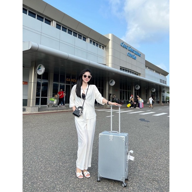 SET áo sơ mi quần ống rộng vải đũi màu trắng