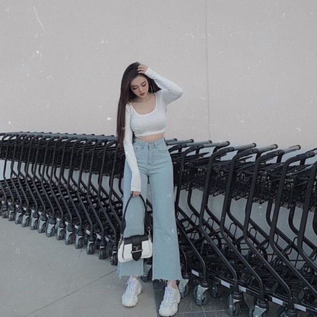 Áo croptop tay dài cổ vuông sang chảnh alohashop91