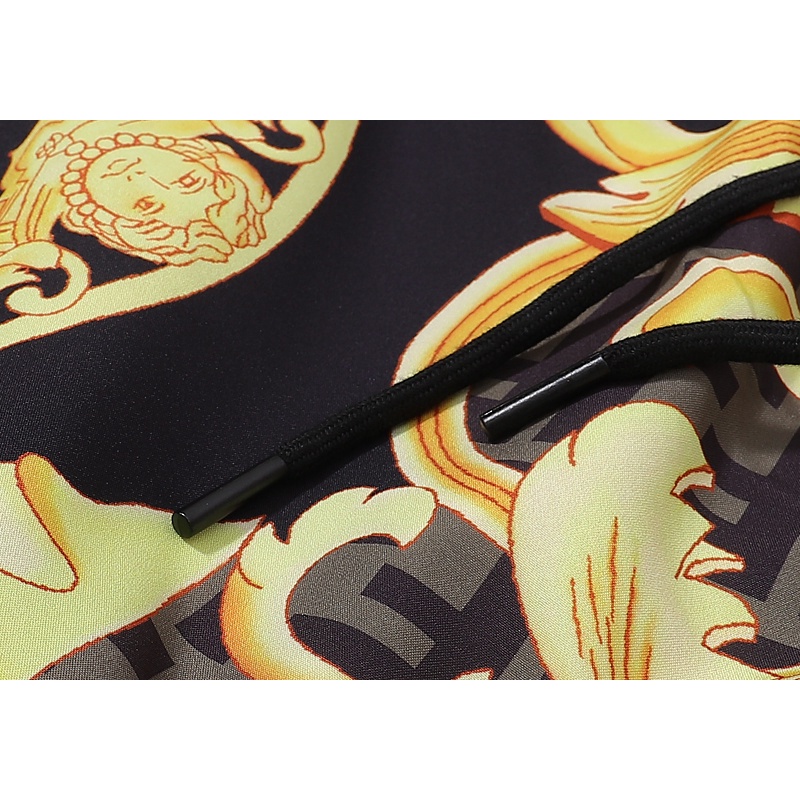 Versace * Quần Short In Hoa Vàng Phong Cách Baroque Sang Trọng Giản Dị Thoải Mái