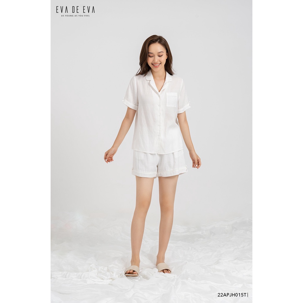Set pyjamas trắng nữ tay ngắn cổ vest quần short Eva de Eva 22APJH015T