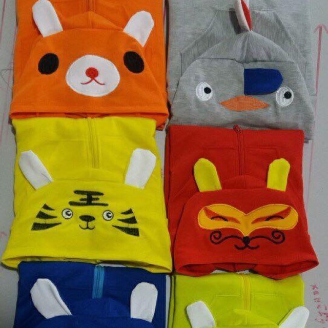 Áo khoác hình thú