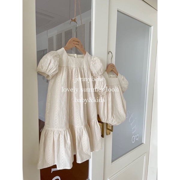 Váy Bé Gái Cộc Tay và Bodysuit Thêu Hoa Style Vintage Hàn Quốc Jennybebe Cao Cấp