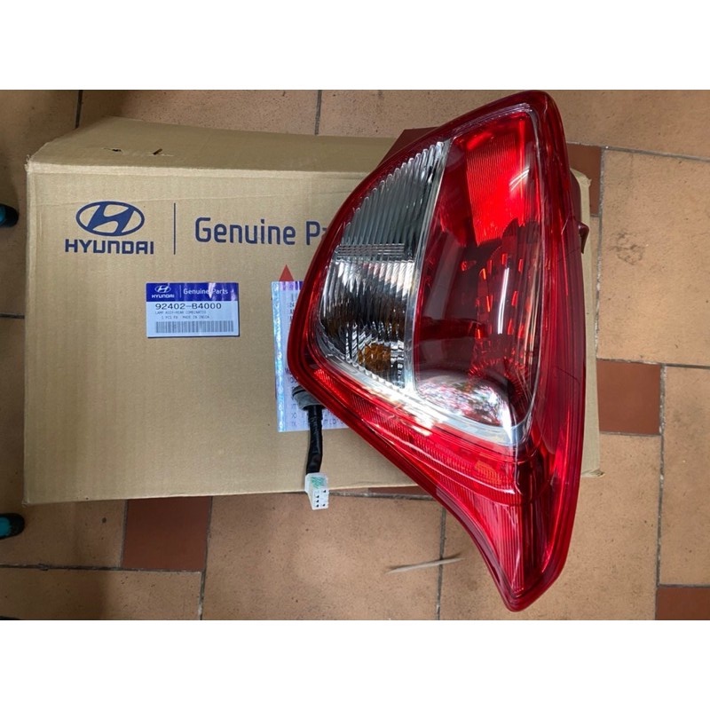 Đèn hậu Hyundai i10 Grand hatchback (chính hãng) MSP: 92402-B4000