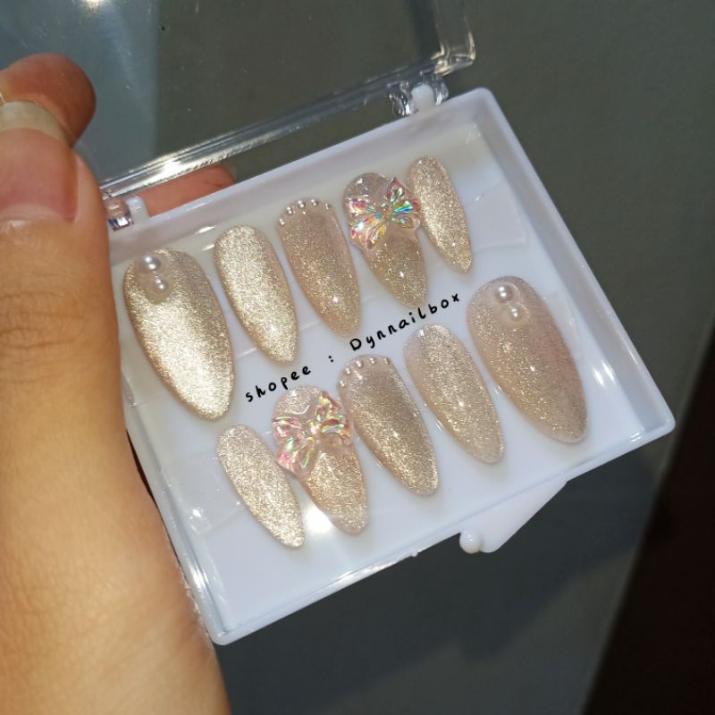 Móng tay giả mẫu 70