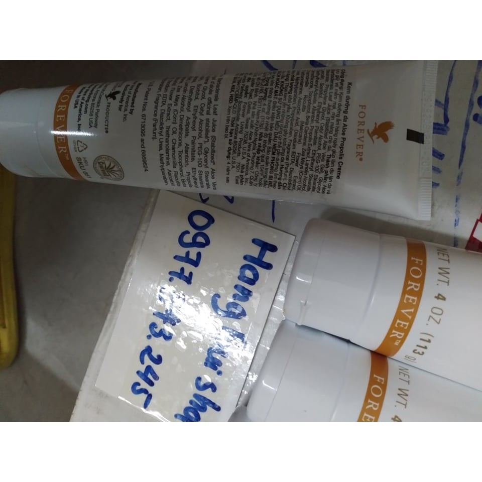 KEM DƯỠNG DA ALOE PROPOLIS CREME 051 FLP