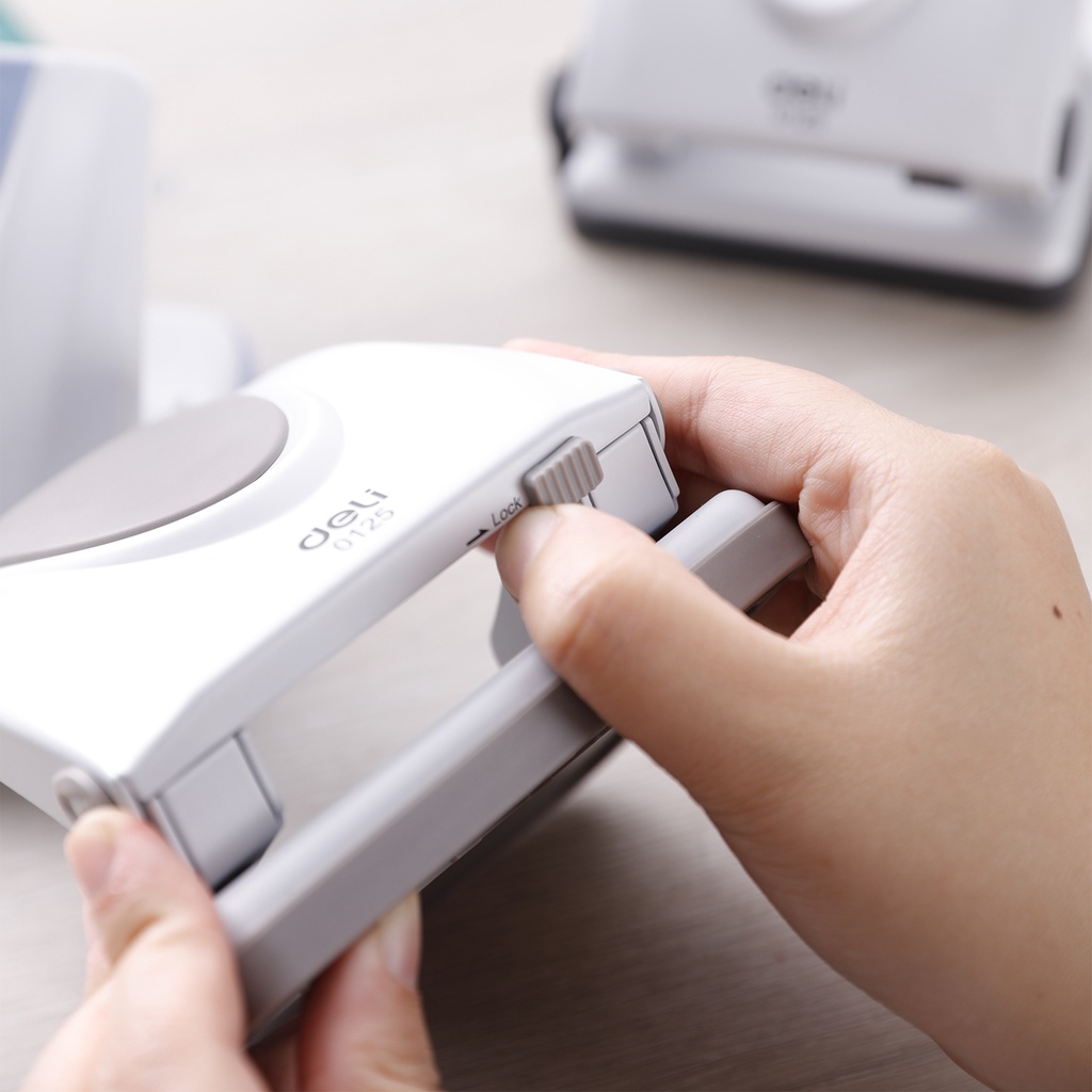 [LIFEMC02BPABAU -10% đơn 250K] Máy đục lỗ 20 tờ Deli Cao cấp - Màu Xám/Đen/Xanh Dương - 1 cái E0125