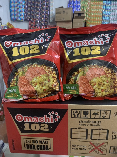 THÙNG MÌ BÒ NẤU DƯA OMACHI CÓ 102 30 gói 120g | BigBuy360 - bigbuy360.vn