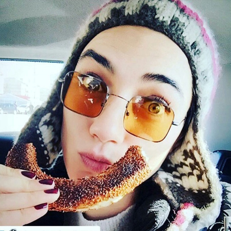 Kính mát gọng chữ nhật màu kẹo thời trang cho nam nữ | BigBuy360 - bigbuy360.vn