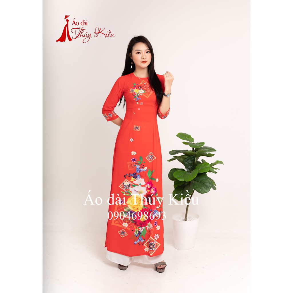 Áo dài Thúy Kiều in 3D lụa Nhật màu đỏ hoa ô vuông K13