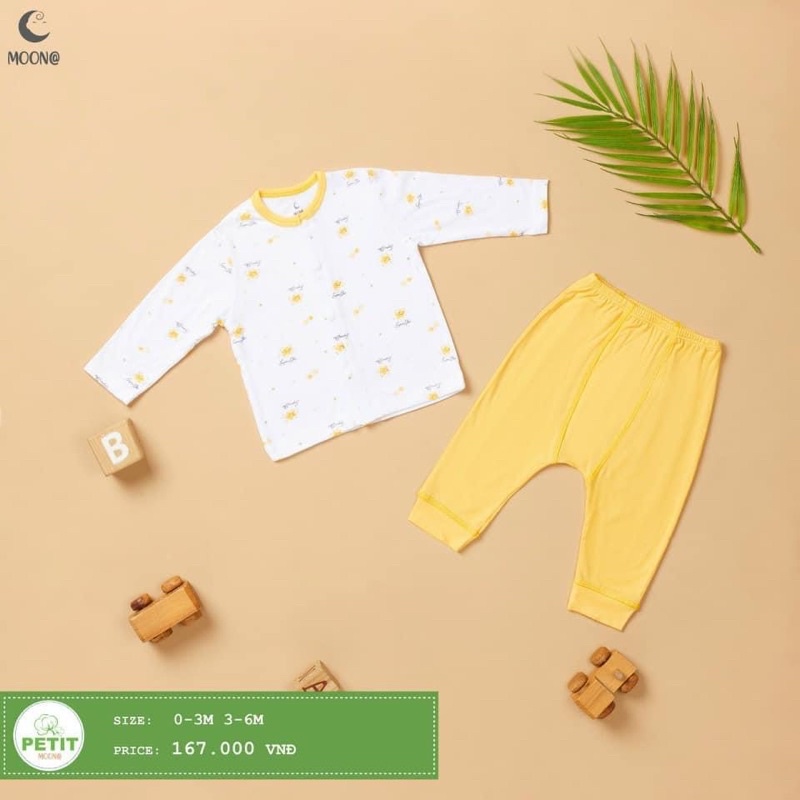 Bộ quần áo dài cài vai hãng Moon xả kho