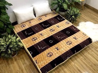 Thảm trải giường
