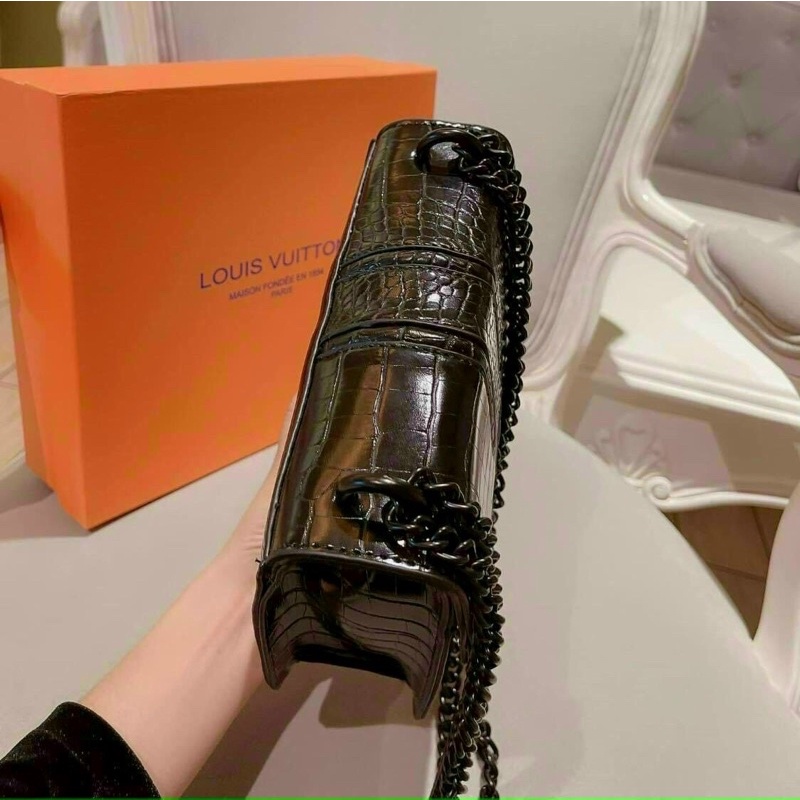 Túi cnk quỳnh full tag đen thời trang hot hit 2021