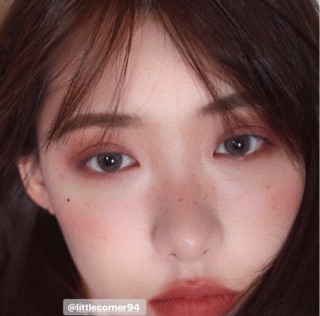 Phấn mắt Katvond Lolita