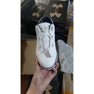 GIẦY GOLF NAM TRẺ TRUNG.