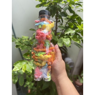 Kẹo chai gấu BearBrick