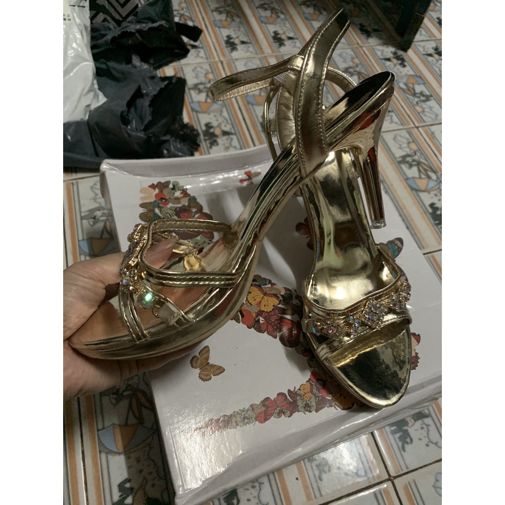 SALE size 38 giày cao gót LAB01