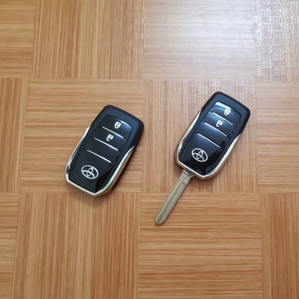 Vỏ chìa khóa gập cao cấp cho xe ô tô Toyota Vios