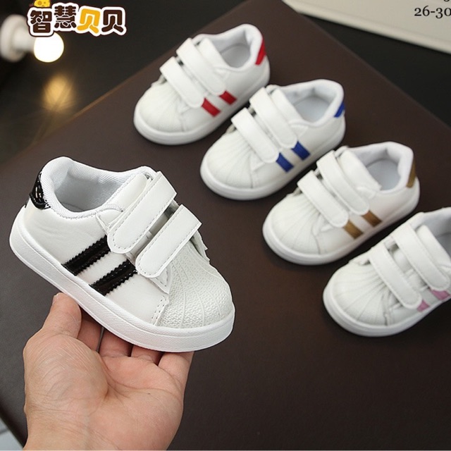 Giày thể thao 2 sọc cho bé trai, bé gái
