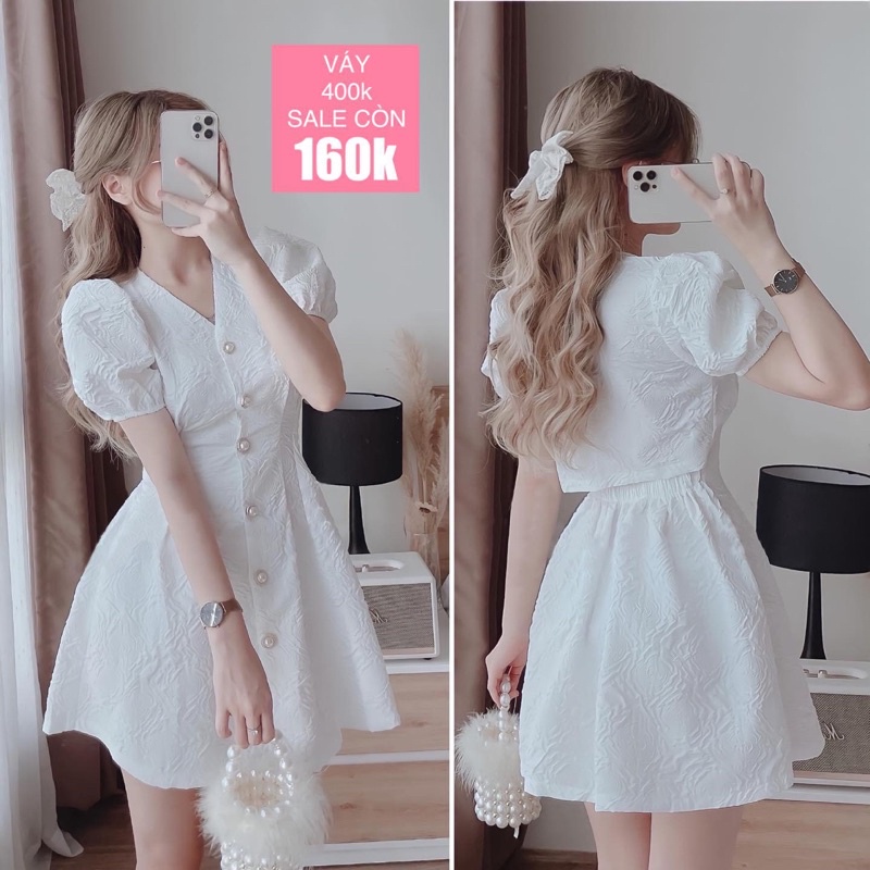 Váy xốp dập hoa nổi