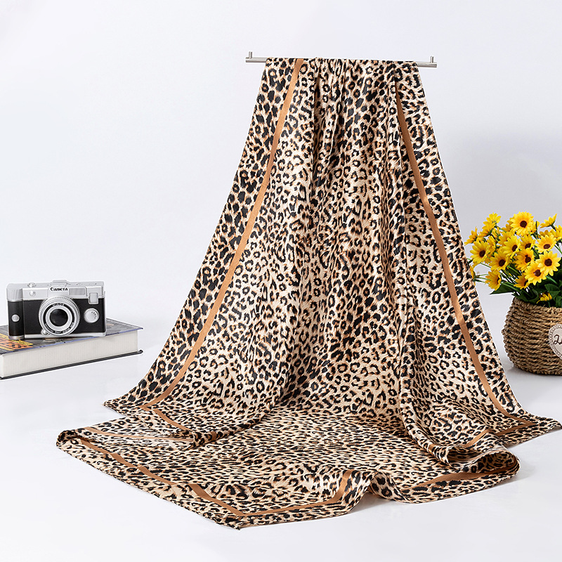 Khăn lụa quàng cổ vuông thời trang 90 * 90cm