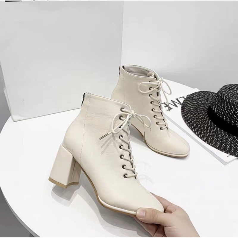 Giày boots nữ nhiều dây gót vuông loại 1 , bốt nữ cao gót Hàn Quốc da sịn 2 màu hot | BigBuy360 - bigbuy360.vn