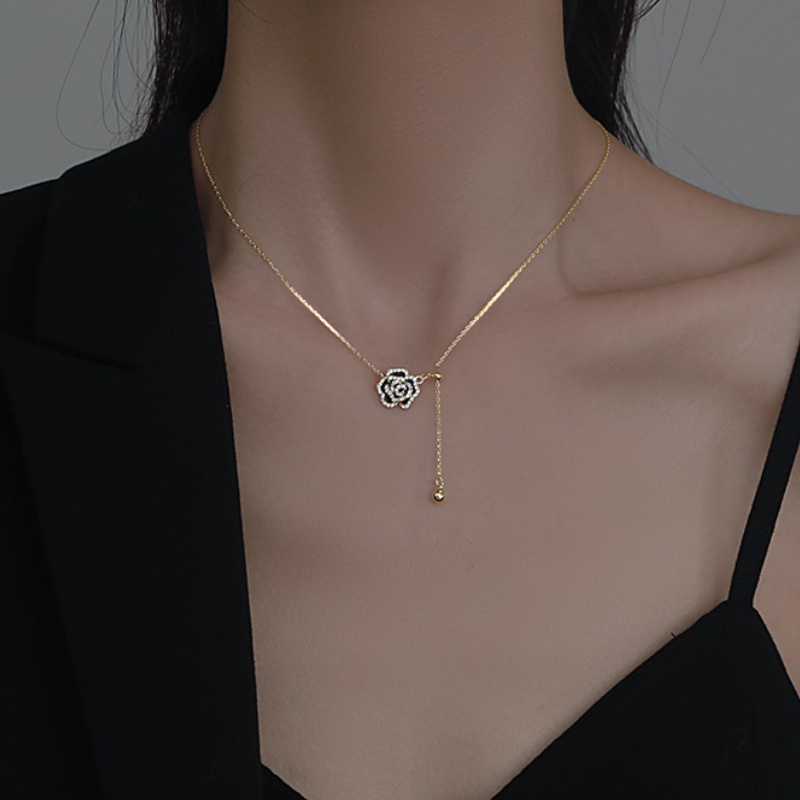 Vòng cổ Hình Hoa Trà Phong Cách Retro Sang Trọng Thời Trang Mùa Hè 2022 Dành Cho Nữ