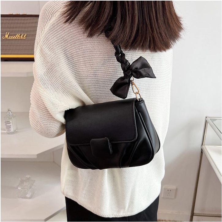 Túi xách nữ chất da mềm mịn kiểu dáng bèo nhún kết hợp nơ xinh Capucha T154