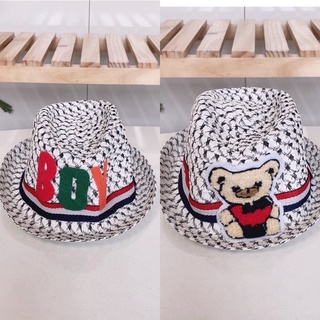mũ cói bé trai đi biển