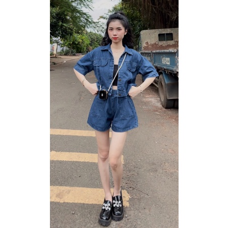 Sét bộ đồ nữ áo tay Ngắn bèo kèm quần đùi rin thoải mái sang trọng,Phong Cách