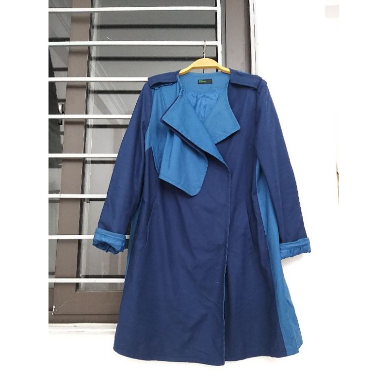 Áo măng tô si tuyển sale 79k | BigBuy360 - bigbuy360.vn