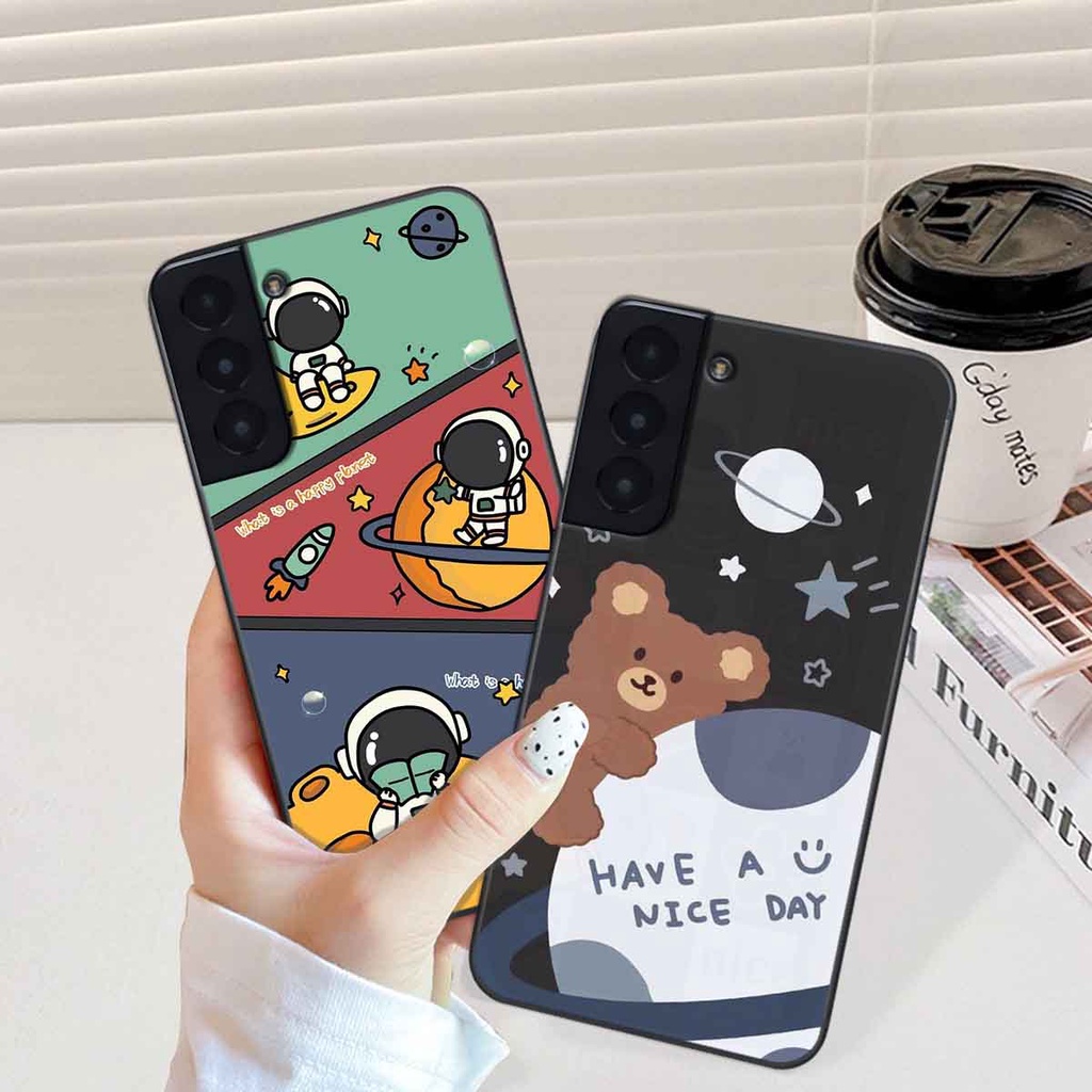 Ốp Samsung S21 / S21 Plus / S21+/ S21 FE in hình vũ trụ, phi hành gia bầu trời cute dễ thương