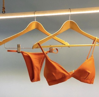 Bikini 2 mảnh xẻ ngực (ảnh thật)