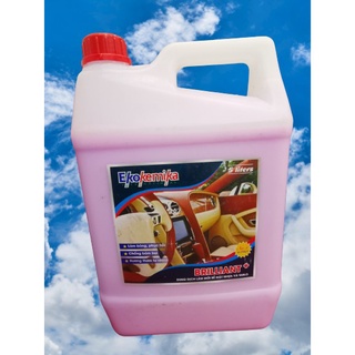 Dung dịch bảo dưỡng nhựa và Tablo Brilliant+ 5L