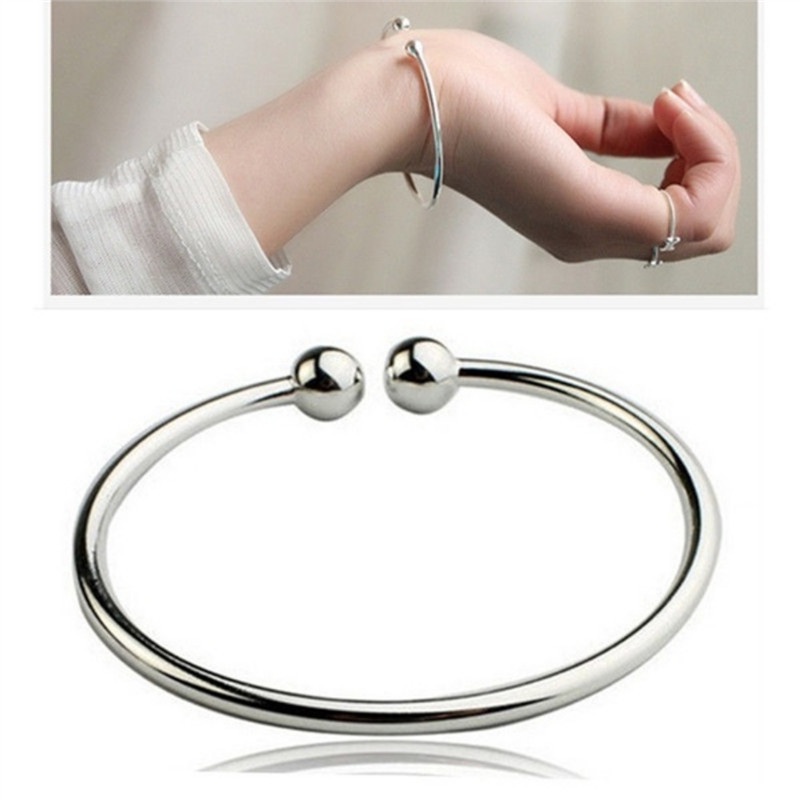 Vòng Tay Hạt Ngọc Trai Mặt Hình Bướm / Thỏ / Hoa Sen May Mắn