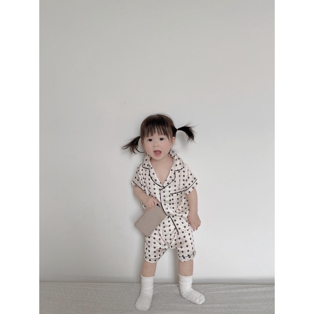 Bộ pijama  cộc tay đáng yêu cho bé trai, bé gái chất lụa latin cao cấp