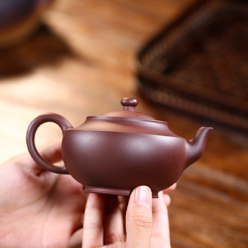Ấm Tử Sa Nghi Hưng Thanh Phong 220 ml (Tử Nê, Lọc tổ ong)