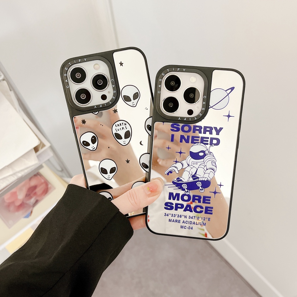 Ốp Điện Thoại Họa Tiết Người Ngoài Hành Tinh Hoạt Hình Tráng Gương Chống Sốc Cho iPhone 14 / 13 / 12 / 11 / X / 8 / 7P