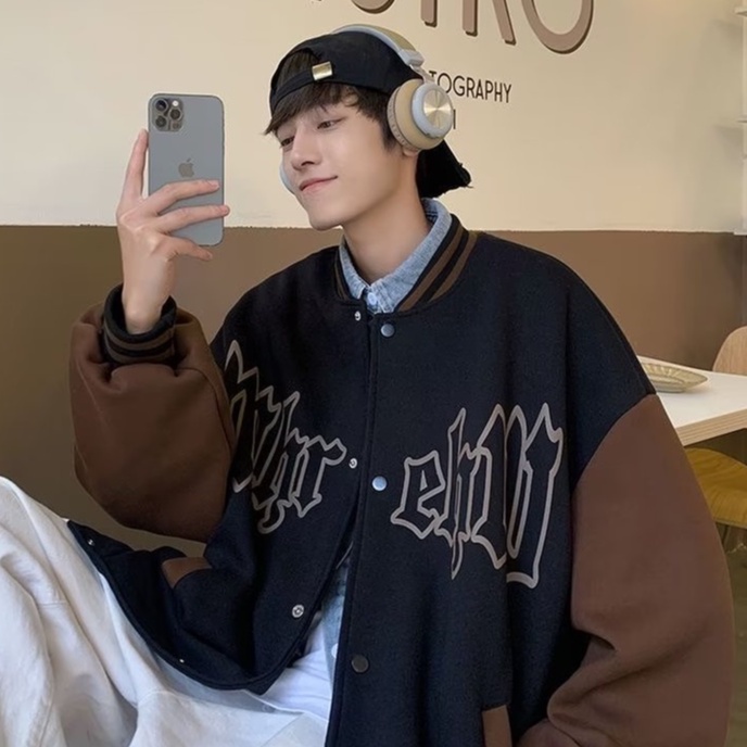 Áo Khoác Bóng Chày Dáng Rộng Màu Xanh Lá Cho Nam