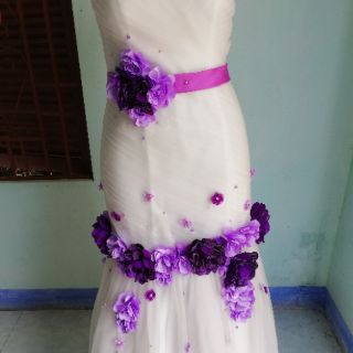 Thanh lý áo cưới đã qua sử dụng