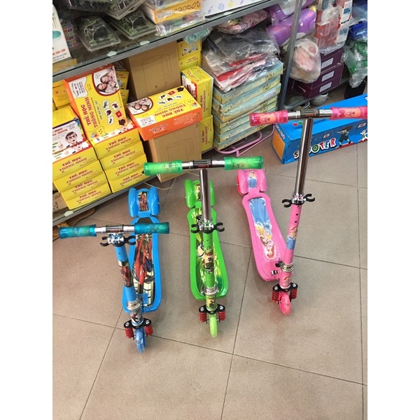 Xe trượt Scooter mẫu to đại có lò so giảm sóc