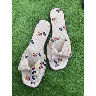 Dép kiểu nữ 35.000đ