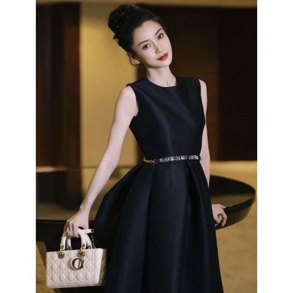 Đầm sát nách dáng xoè bồng thương hiệu Dior CD cao cấp