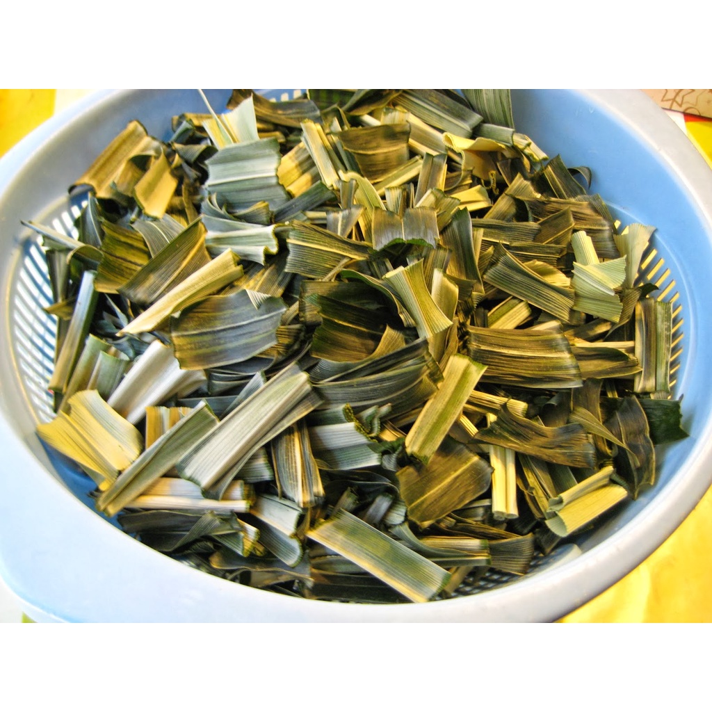 500gr  LÁ DỨA KHÔ TỰ NHIÊN - loại đẹp, thơm ngon