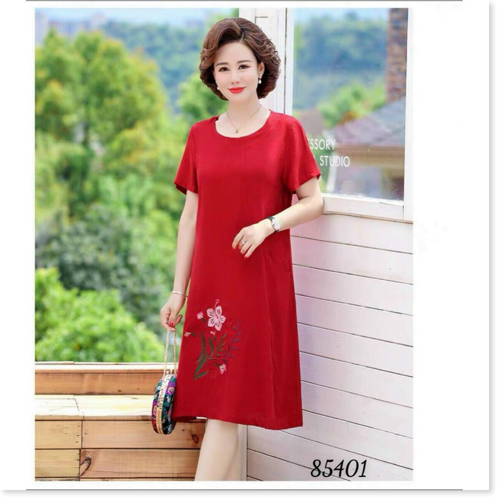 ĐẦM THÊU HOA,HỌA TIẾT TRƠN NHƯNG KHÔNG KẾM PHẦN SANG TRỌNG THỜI TRANG MỚI KME