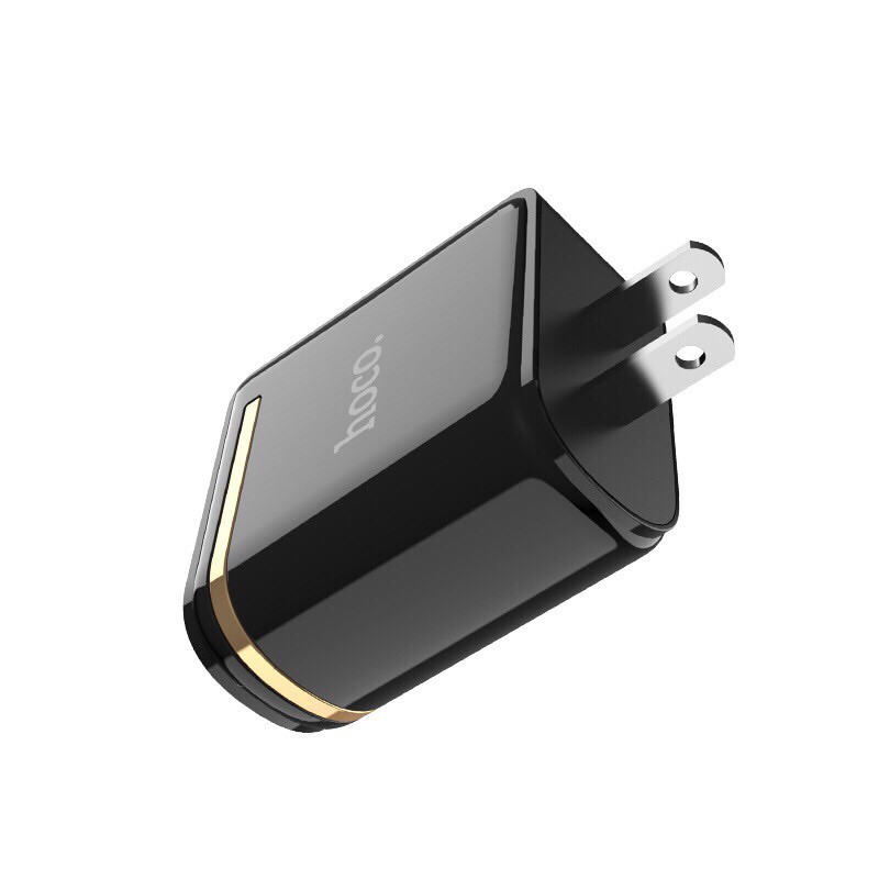 Củ sạc nhanh Hoco C39 dòng 12w/2.4A hỗ trợ 2 cổng USB và đèn led hiển thi dòng điện và công xuất tiêu thu