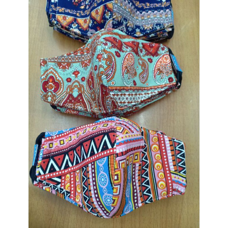 khẩu trang vải hoạ tiết thổ cẩm | BigBuy360 - bigbuy360.vn