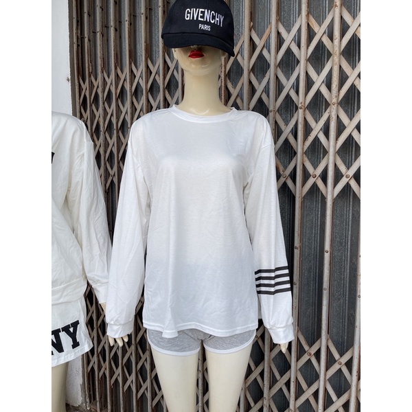 Set áo thun viền tay mix quần short viền sọc