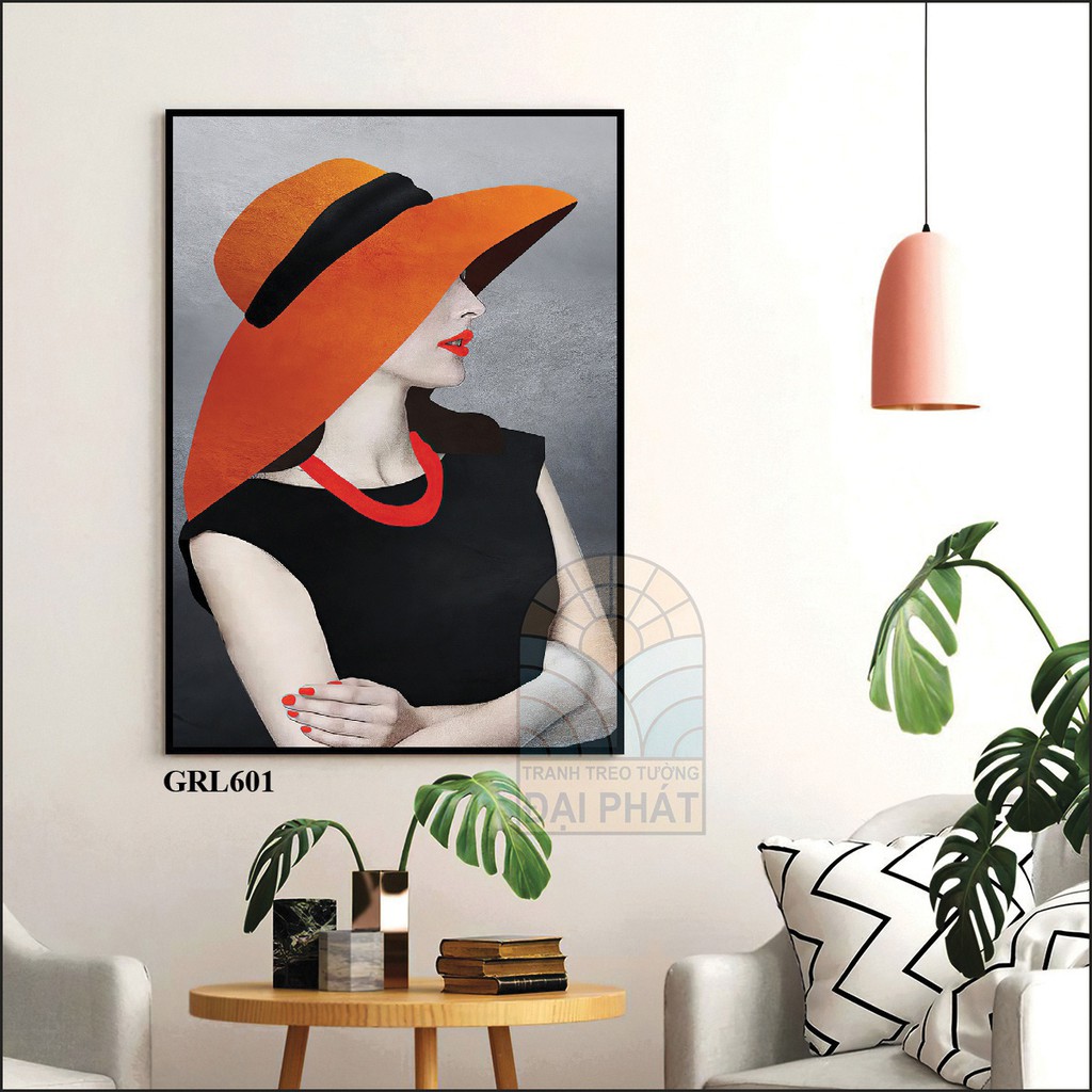 Tranh tráng gương cô gái phù hợp treo spa thẩm mỹ viện