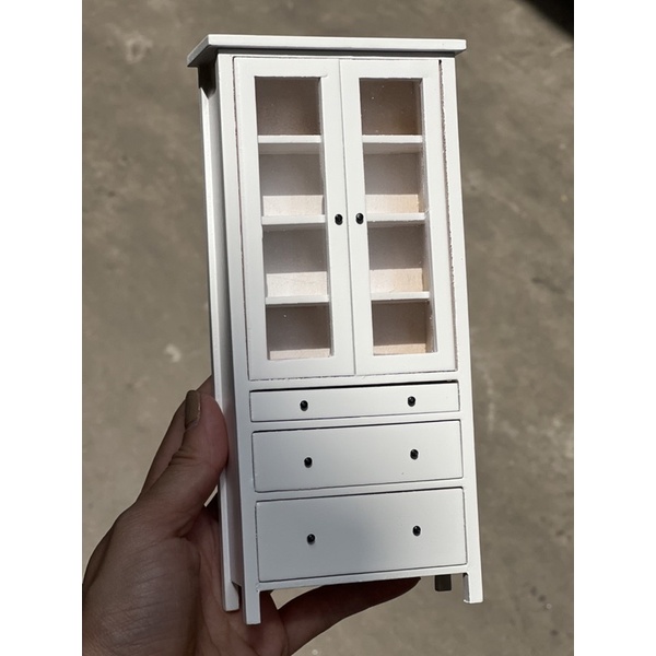 Mô hình tủ hai cánh mini cho nhà búp bê hiện đại tỷ lệ 1/12